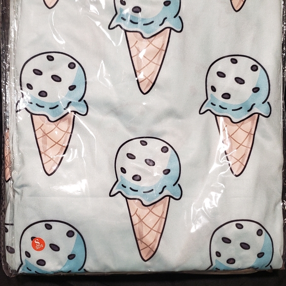 Mint Ice Cream Print Sleeping Onesies w/ shorts - Picture 2 of 4